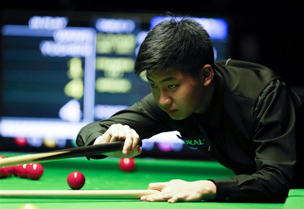 尤其是在他 尤其是在他